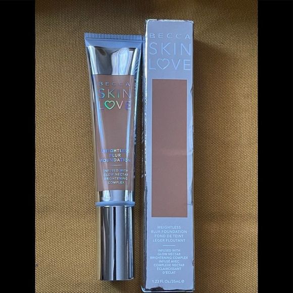 BECCA Skin Love Weightless Blur Foundation - Picture 1 of 3